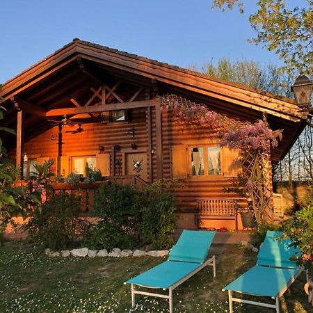 Chalet B&B Laghetti Martina Crevalcore Εξωτερικό φωτογραφία