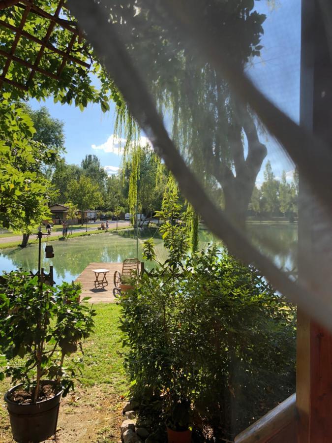 Chalet B&B Laghetti Martina Crevalcore Εξωτερικό φωτογραφία